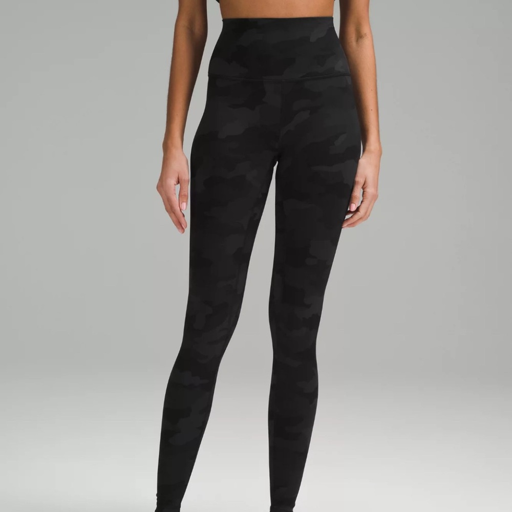 DISCONTINUED LULUEMON CAMO LEGGINGS